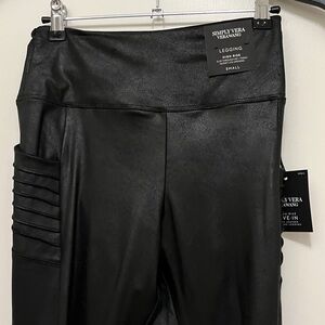 Simply Vera Vera Wang Textured faux leather Black Leggings
NEW WITH TAGS